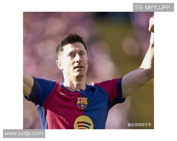 足球巨星莱万多夫斯基的辉煌职业生涯与成就简介 足球巨星莱万多夫斯基的辉煌职业生涯与成就简介