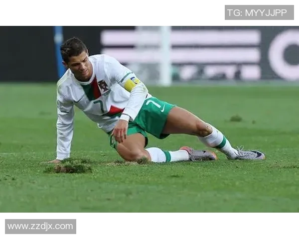 足球明星们的真实生活瞬间大揭秘正面自拍视频带你走进他们的日常世界 足球明星们的真实生活瞬间大揭秘正面自拍视频带你走进他们的日常世界