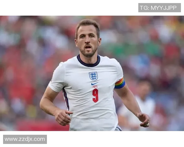 鬼迷心窍足球明星拍照背后的故事与真相揭秘 鬼迷心窍足球明星拍照背后的故事与真相揭秘